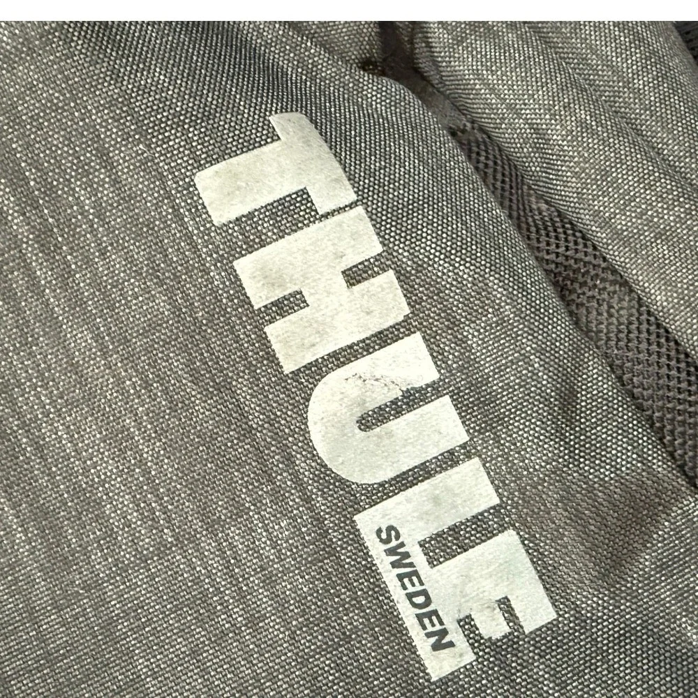 Thule‎ Stravan Backpack Gray 16 Inch Laptop Sleeve Travel Work Commuter Bag